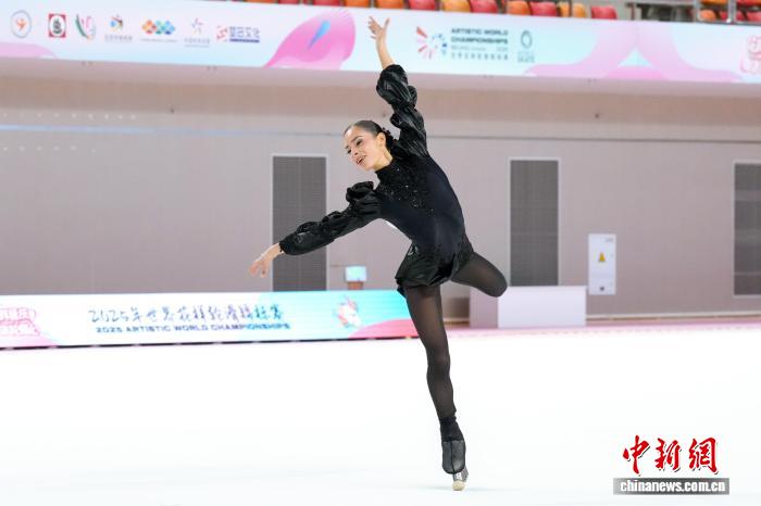 中国首次承办世界花样轮滑锦标赛 延庆开启冰雪