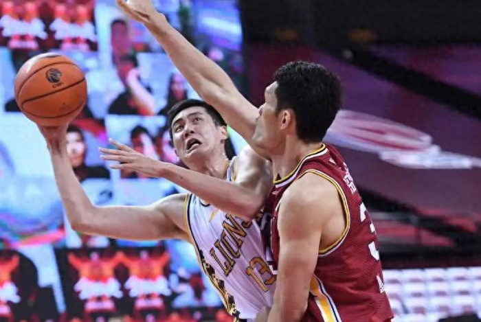 浙江队客场逆转南京队 末节28分攻势完成惊天翻