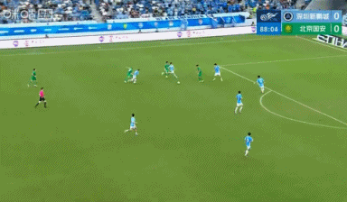 国安绝杀新鹏城终结五轮不胜 队史老将张稀哲破